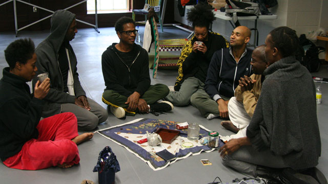 Ralph Lemon in dialogue with his collaborators in Studio 404