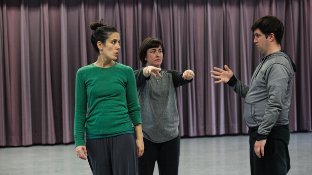 Chris Yon discusses movement with Angharad Davies and Taryn Griggs