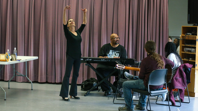 di Palma collaborating with musicians in residence 
