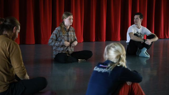 Tess Neill and School of Dance students in discussion
