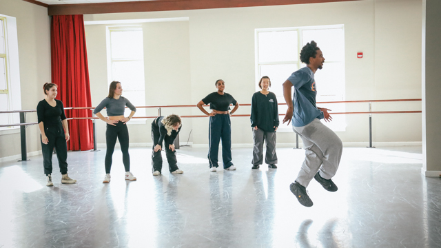 Jeremy Guyton leads a class for FSU School of Dance students