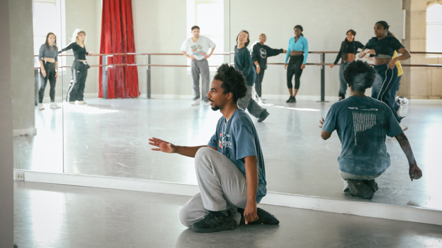 Jeremy Guyton leads a class for FSU School of Dance students